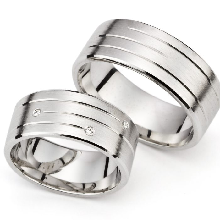 Zlatne burme - model 821