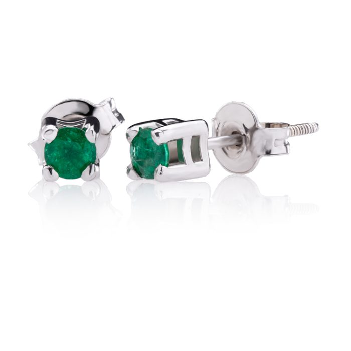 Classic earrings with emeralds