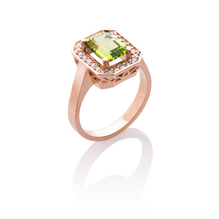 Prsten od zlata sa peridotom i dijamantima