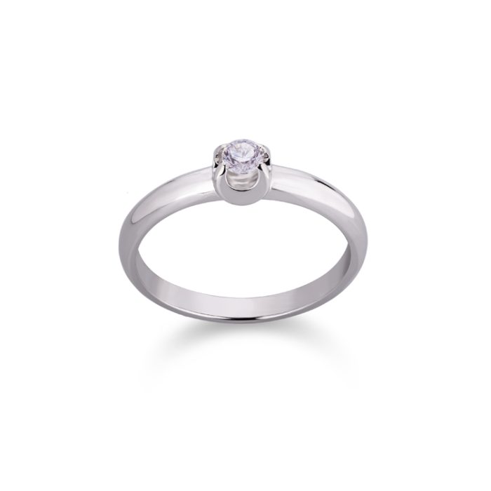 Prsten od zlata sa dijamantom