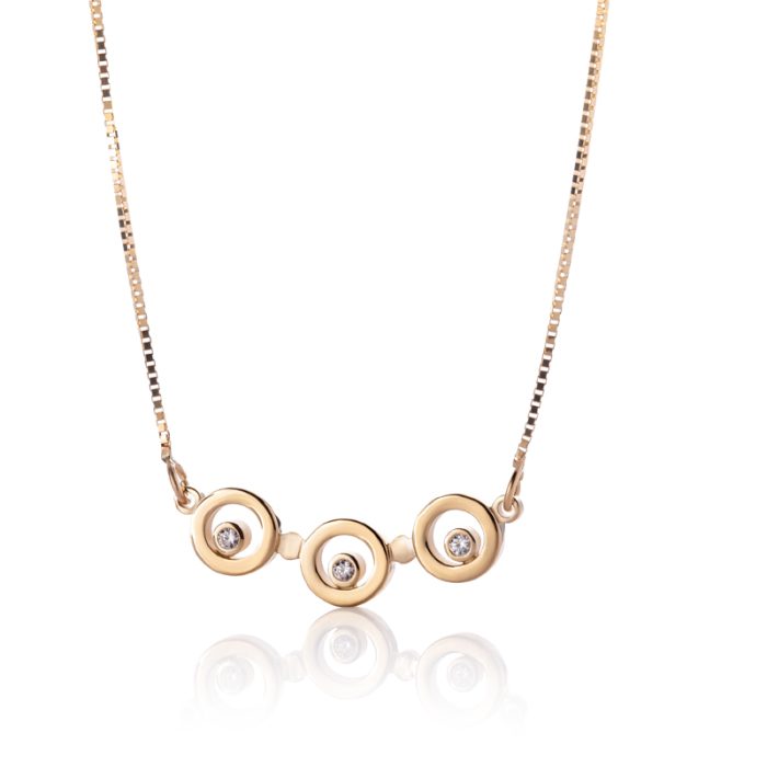 Dijamantska ogrlica sa tri kruga