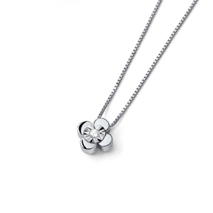 Desirè ogrlica cvet od belog zlata sa dijamantom