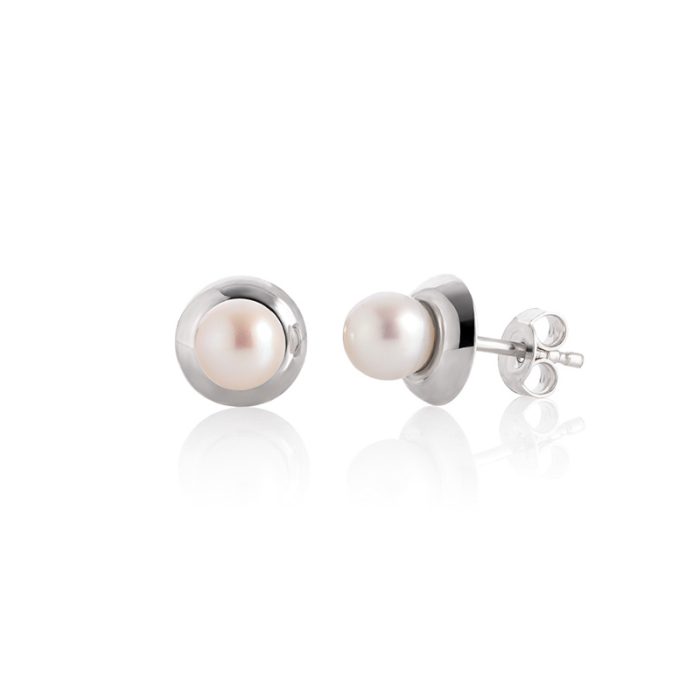 Decentne biserne minđuše