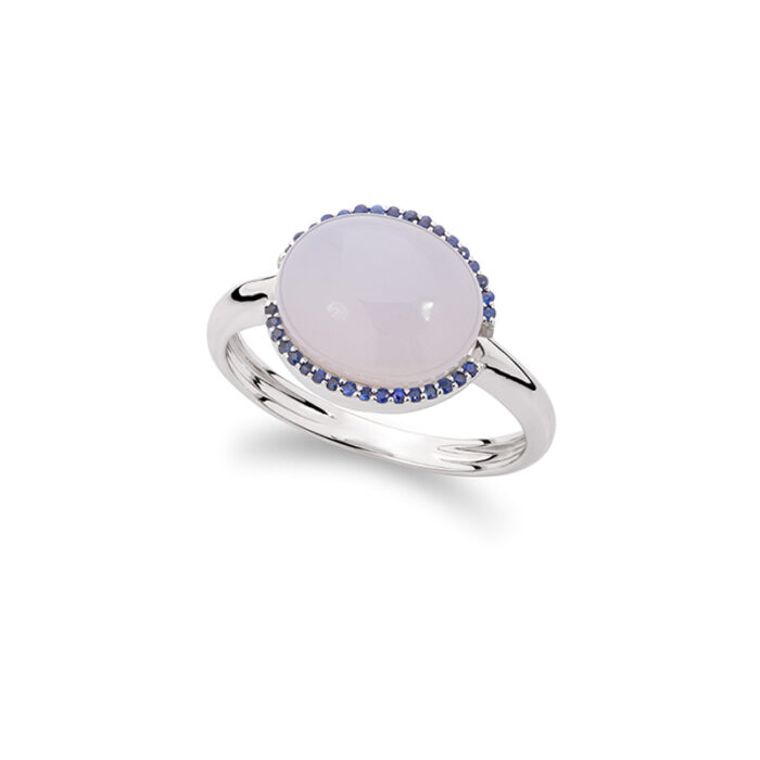 Zlatni prsten sa kalcedonitom i plavim safirima