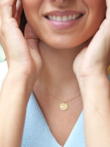 Zlatna ogrlica  - Mama