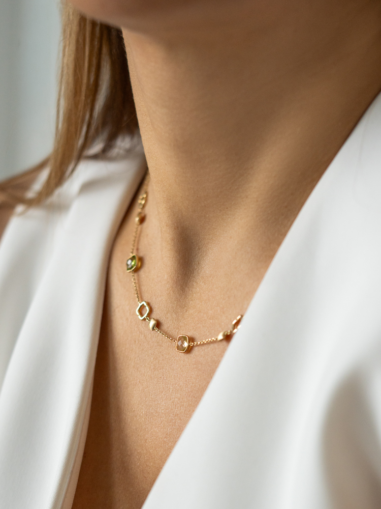 Zlatna ogrlica sa peridotom