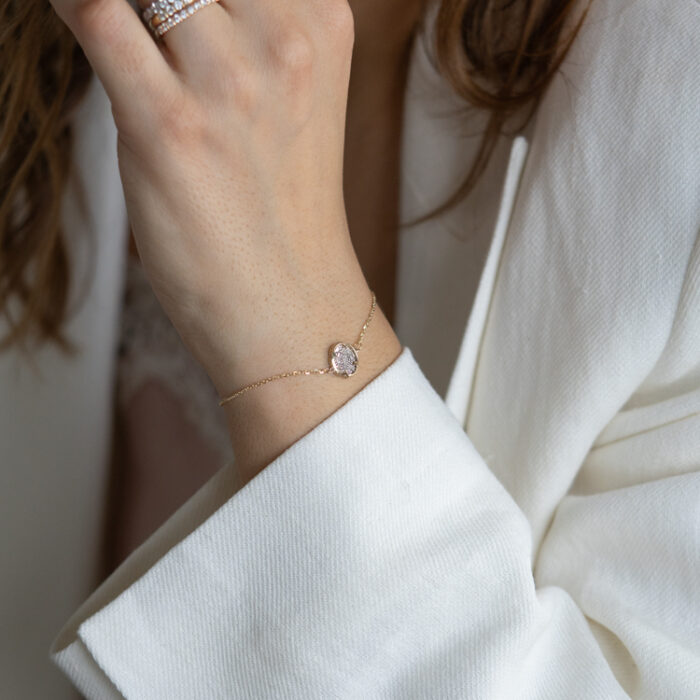 Zlatna narukvica, dvobojna detelina